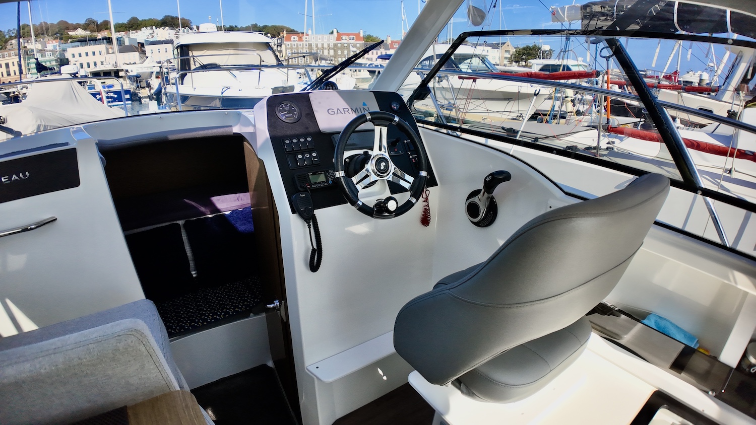 Beneteau8_34